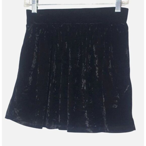 L'Amour Womens Velvet Mini Skirt M Black Crushed Elastic Flowy Lined Skater - Picture 2 of 8